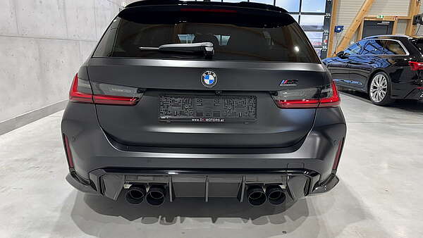 BMW M3 Touring xDrive schwarz matt 2023 Foto 3