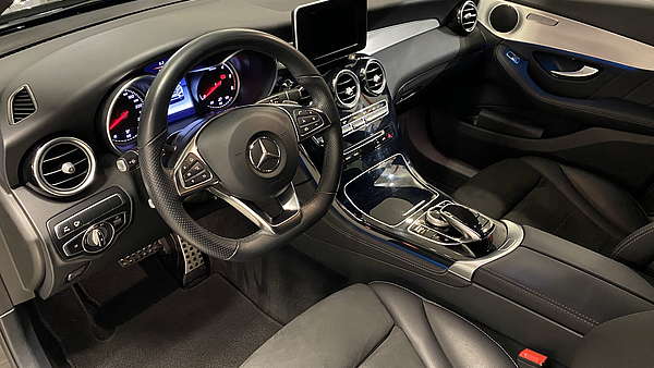 Mercedes GLC 220d 4Matic AMG Line Foto 14