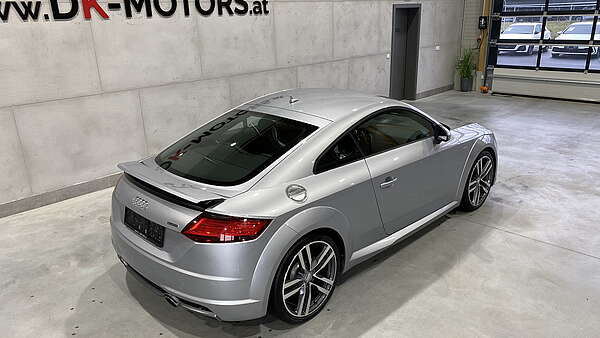 Audi TT 8S 2.0 TFSI S-Line Quattro S-Tronic Foto 9