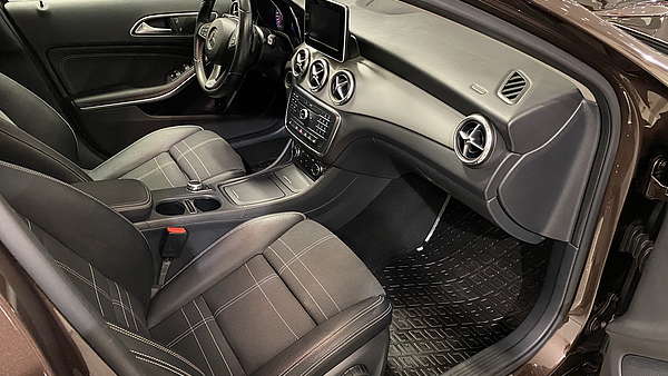 Mercedes GLA 200 CDI Automatik Foto 14