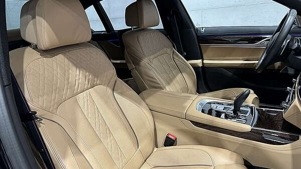 BMW 745e PHEV Hybrid M-Paket Aut. Foto 21