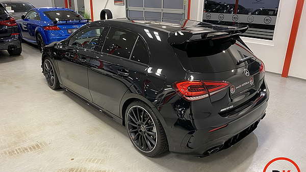 Mercedes A35 AMG Black Foto 3