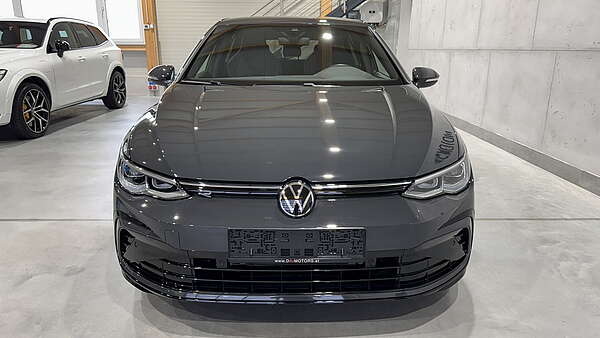 VW Golf 8 R-Line 1,5 TSI grau Foto 6