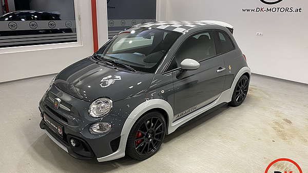 Abarth 695 70° Anniversario Foto 3