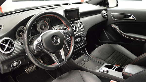 Mercedes A200 CDI AMG 4-Matic Autom. Foto 12