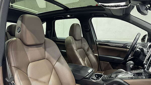 Porsche Cayenne S II FL 2016 Foto 18