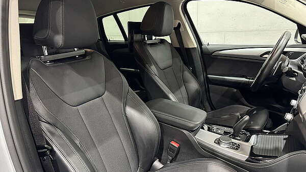 BMW X4 20d xDrive Autm. Advantage Foto 19