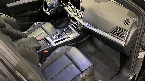 Audi SQ5 3.0 TFSI Quattro S-Tronic Foto 21