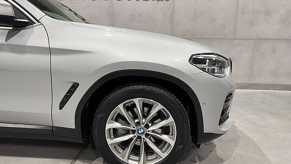 BMW X4 20d xDrive Autm. Advantage Foto 8
