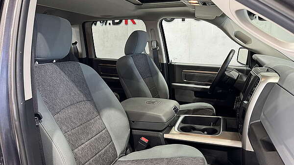 Dodge Ram 1500 5,7 V8 Hemi Classic Crew Cab Foto 17