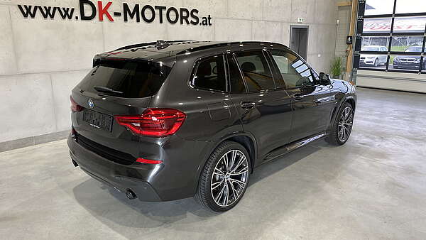 BMW X3 20d M-Paket xDrive grau 2020er Foto 2