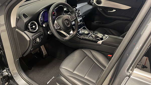 Mercedes GLC 220d 4Matic Coupe AMG Line 2018er Foto 15
