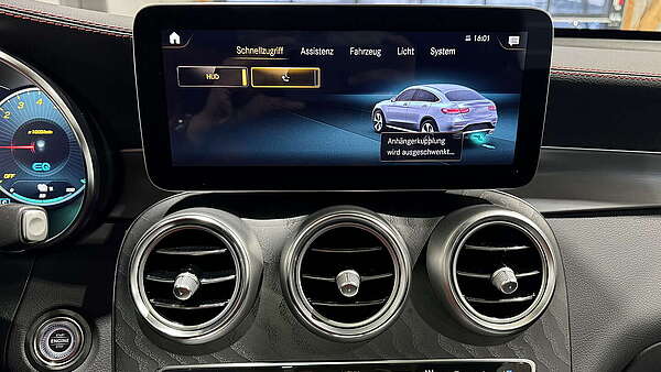 Mercedes GLC 300e Coupe 4Matic AMG Line (Facelift) Foto 26