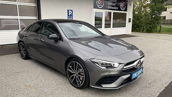 Mercedes CLA 35 AMG Performance Foto 0