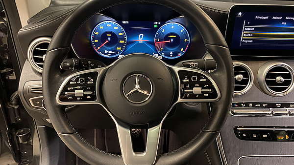 Mercedes GLC 220d 4Matic Aut. Kompakt (Facelift) Foto 30