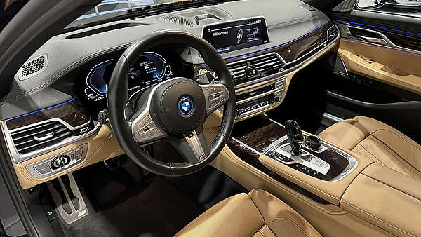 BMW 745e PHEV Hybrid M-Paket Aut. Foto 18