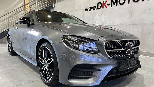 Mercedes E450 4Matic Coupe AMG Line Foto 7