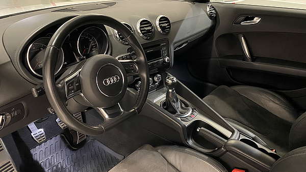 Audi TT 1.8 TFSI Ibisweiß Foto 9
