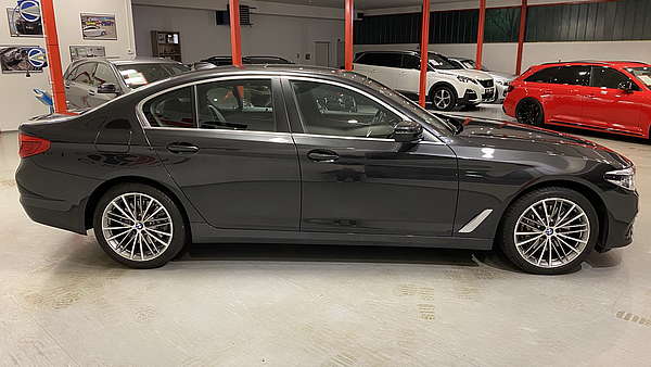 BMW 540i xDrive Autom. G30 Foto 5