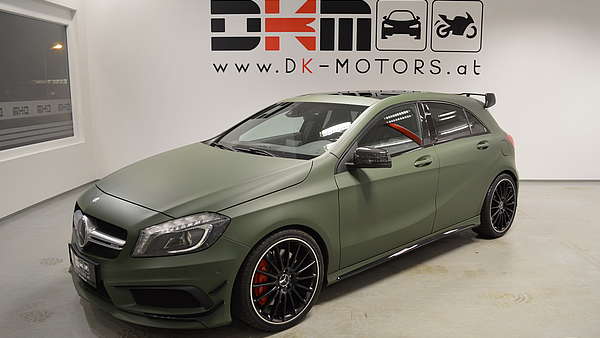 Mercedes A45 AMG Performance Foto 0