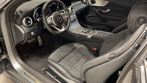 Mercedes C220d Coupe AMG Line Designo Foto 16