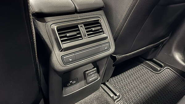 Mazda CX-60 2.5L e-Skyactiv AWD PHEV Homura Foto 25