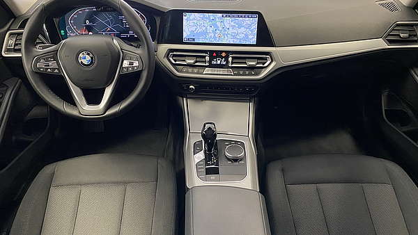 BMW 320i xDrive Automatik (G20) Foto 15