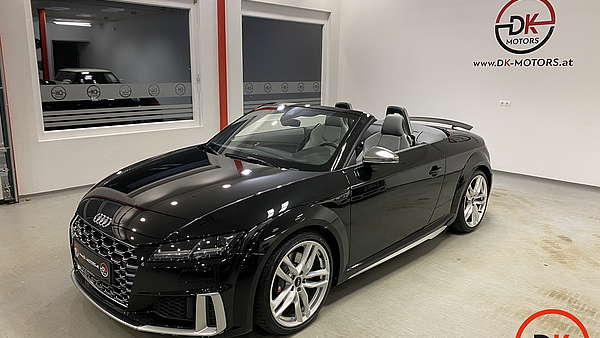 Audi TTS Roadster S-Tronic Foto 0