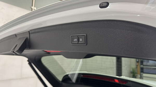 Audi A3 SB 40 TFSI Quattro S-Tronic S-Line 2023 Foto 19