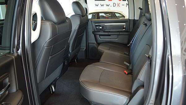 Dodge Ram 1500 Sport Crew Cab Long Bed Foto 8