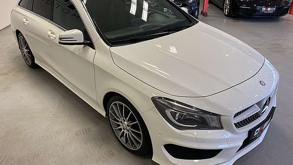 Mercedes CLA 250 4-Matic Shooting Brake AMG Line Foto 6