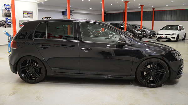 VW Golf 6R DSG schwarz 5trg Foto 4