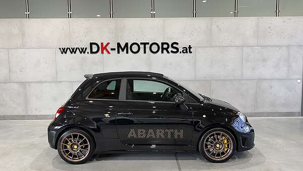 Abarth 695C Competizione 2023 Foto 0