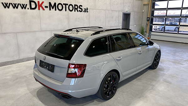 Skoda Octavia Kombi RS 245 TSI DSG (Facelift) Foto 2