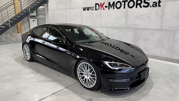 Tesla Model S Plaid (1020 PS) Foto 1