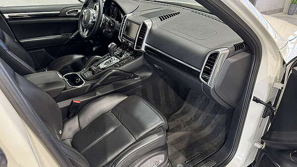 Porsche Cayenne II S Hybrid Autm. 2010 Foto 15