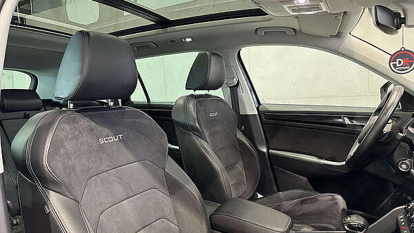 Skoda Kodiaq Scout 4x4 2.0 TDI DSG Foto 20