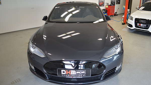 Tesla Model S P85D Foto 6