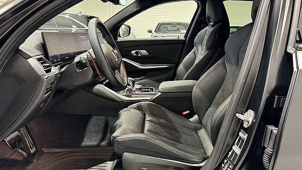 BMW M3 Touring xDrive schwarz matt 2023 Foto 15