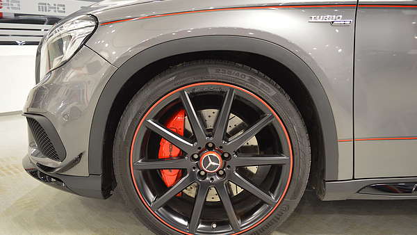 Mercedes GLA 45 AMG 4-Matic Edition 1 Foto 17