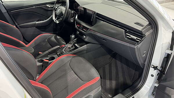 Skoda Kamiq Monte Carlo 1,0 TSI DSG Foto 17