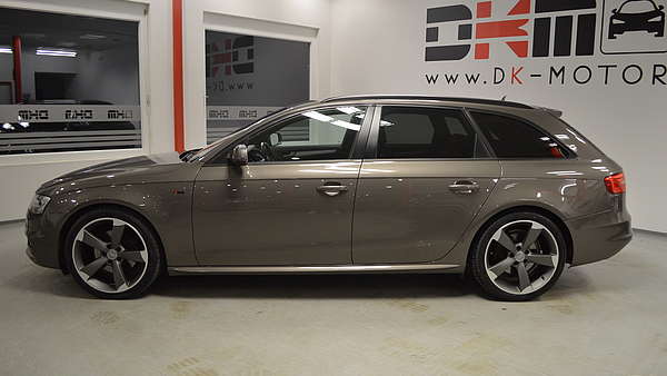 Audi A4 Avant 2.0 TDI Automatik S-Line 2013 Foto 1