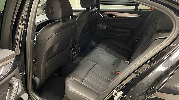 BMW 530d xDrive M-Paket G30 Limousine Foto 22