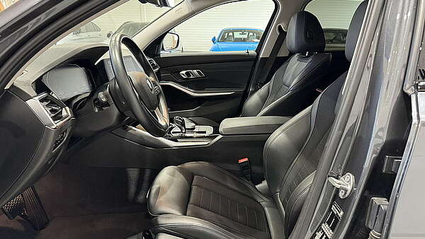 BMW 320i Touring (G21) Sport Line Aut. Foto 11