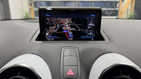 Audi A1 Sportback 1,4 TFSI S-Tronic S-Line Foto 23