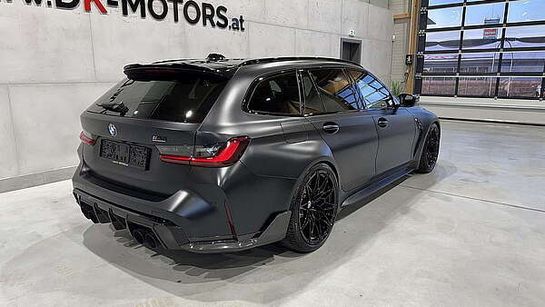 BMW M3 Touring xDrive schwarz matt 2023 Foto 2