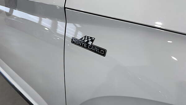 Skoda Kamiq Monte Carlo 1,0 TSI DSG Foto 9