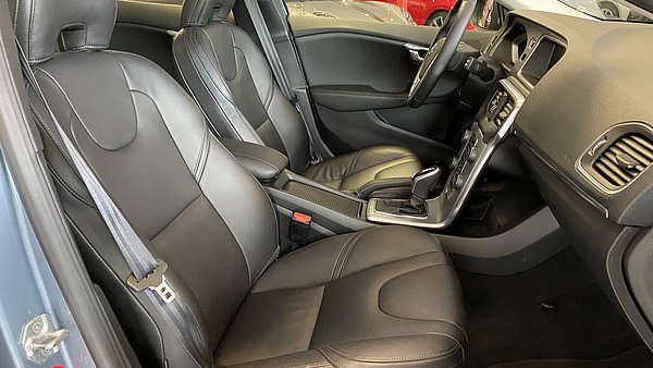 Volvo V40 D2 Foto 24