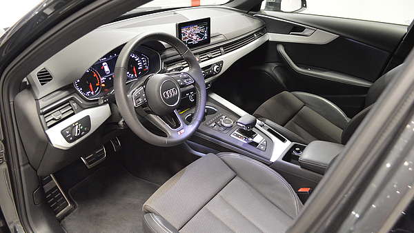 Audi A4 Avant B9 2.0 TDI S-Line grau Foto 16