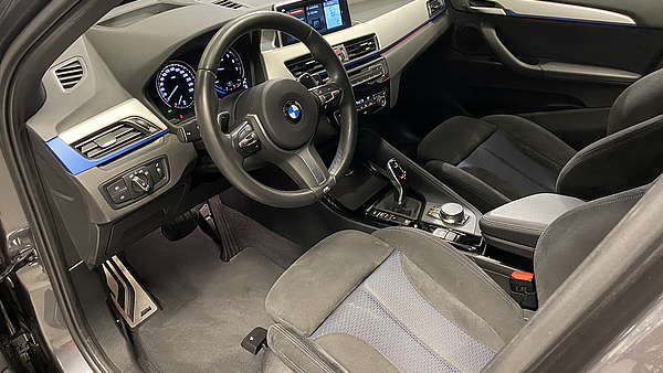 BMW X1 xDrive 20i M Sport Autom. Foto 16